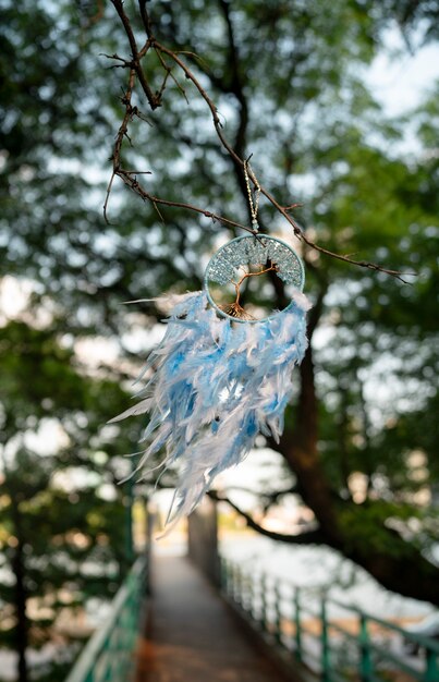 Foto gratuita cool dream catcher all'aperto