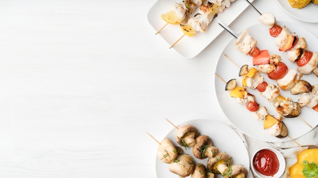 Copy-space grilled chicken and vegetables skewers