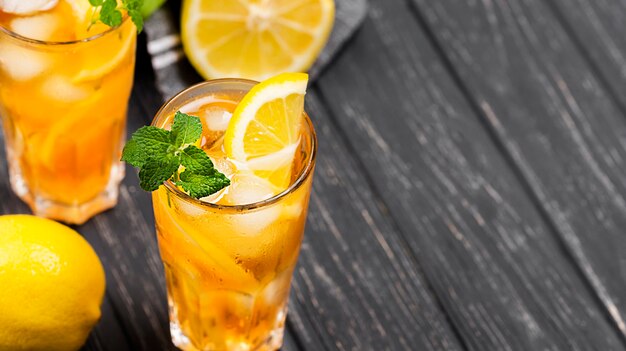 copy-space ice tea glass