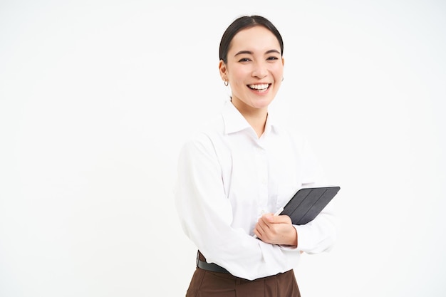 무료 사진 디지털 태블릿을 사용하여 기업 및 젊은 기업가 개념 성공적인 사업가에 대한 준비