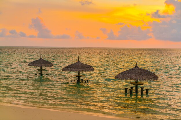 Free photo cottage vacation reef sky night