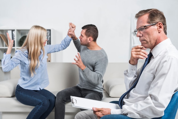 Free photo couple arguing