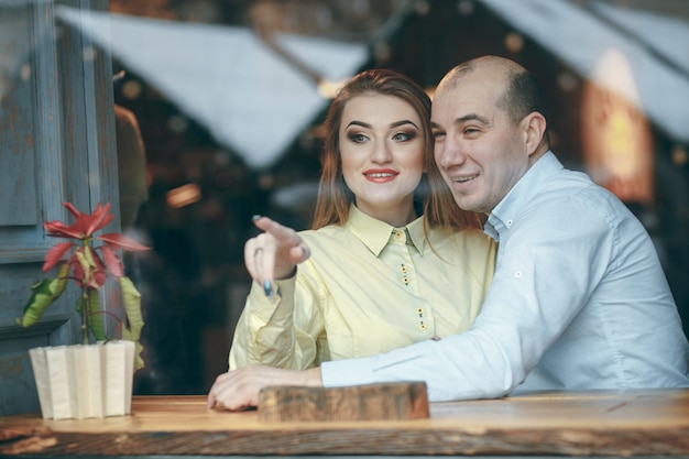 couple in cafe