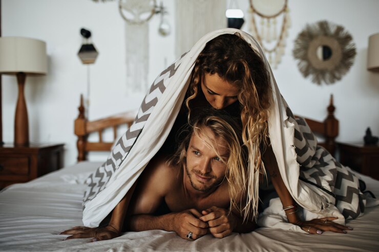 Free Photo couple in love resting in bad