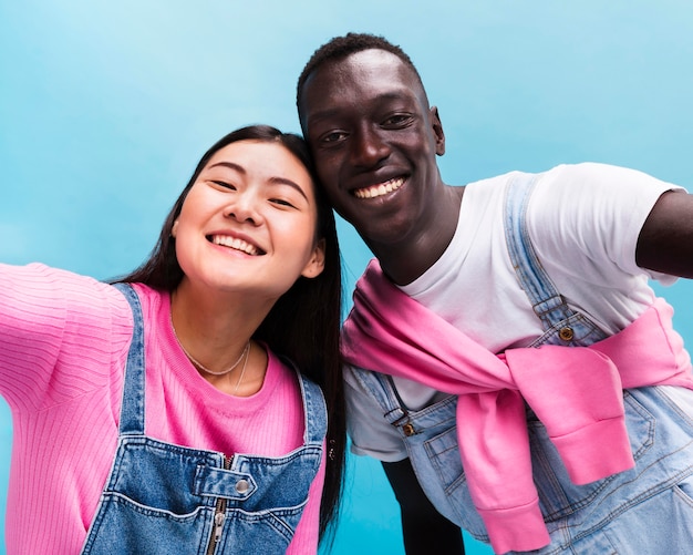 Free photo couple taking a selfie