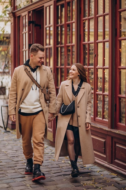 Coppia insieme il giorno di san valentino