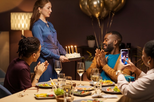 Free photo couples celebrating birthday