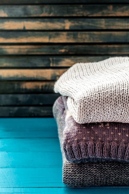 Бесплатное фото Уютный и мягкий свитер с красивым орнаментом