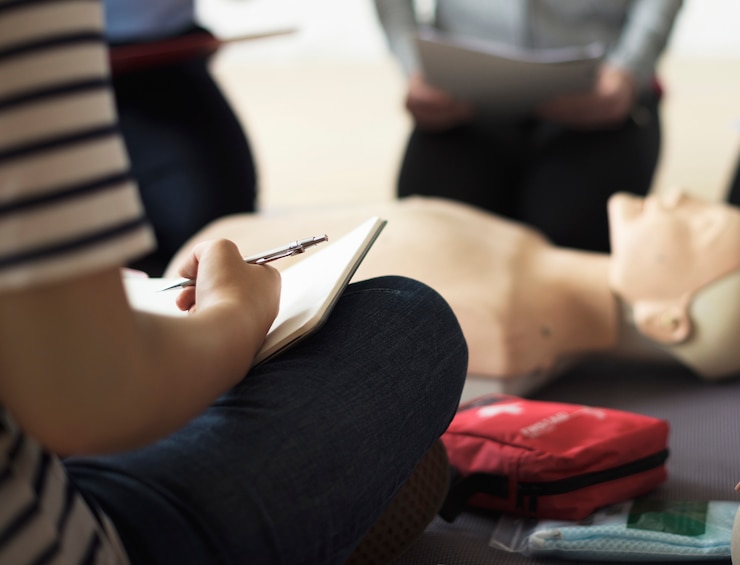 Free Photo cpr first aid training concept