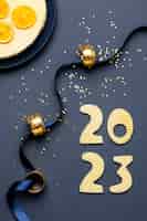 Foto gratuita cracker per la celebrazione del nuovo anno sopra la vista