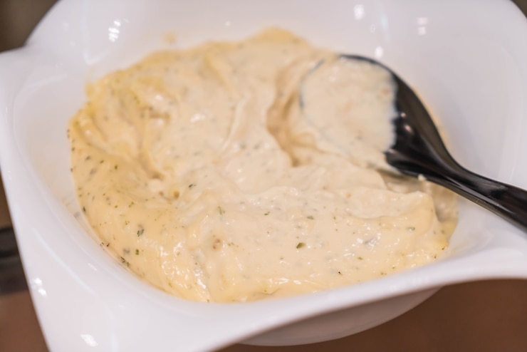 Free Photo cream salad on bowl