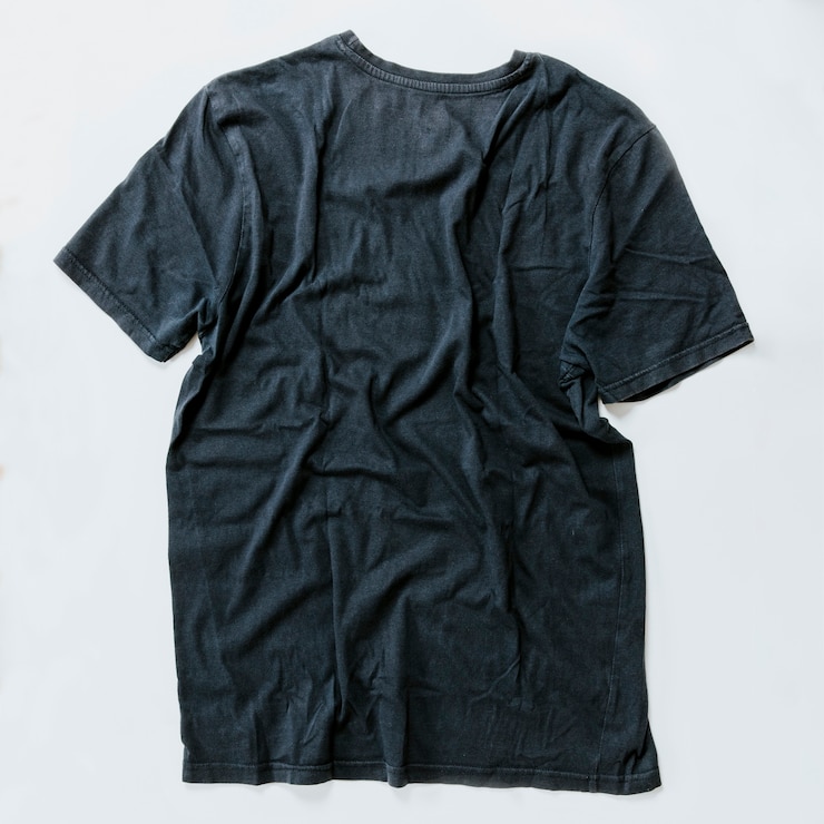 無料Photo ひざまずいたtシャツ