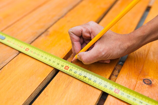 Crop hand gauging tabletop