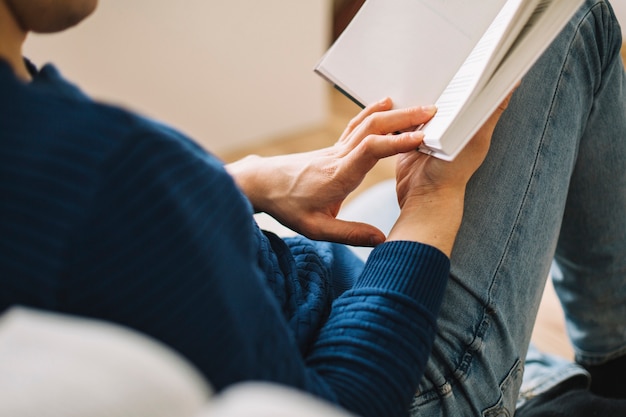 Raccolga l'uomo che gode della lettura