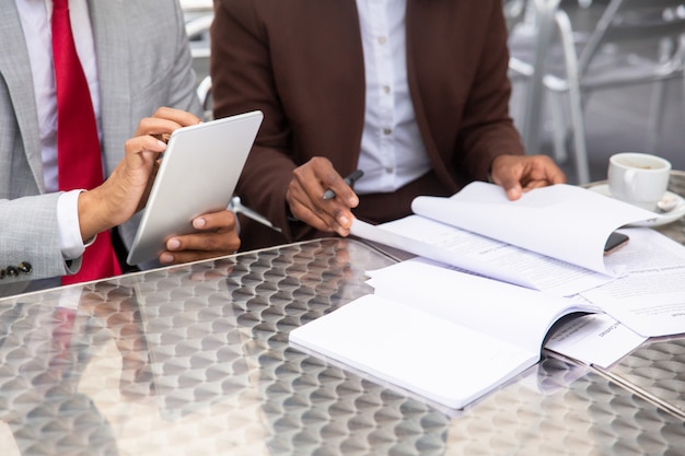 Your Legal Handbook Expert Guides