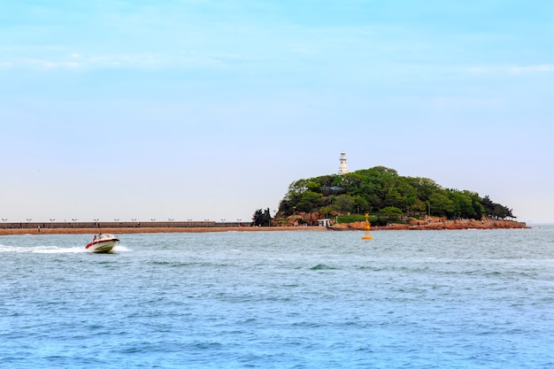 Free photo cross red water panorama vacation tourism