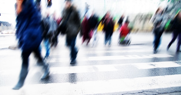 Free photo crosswalk with blur people