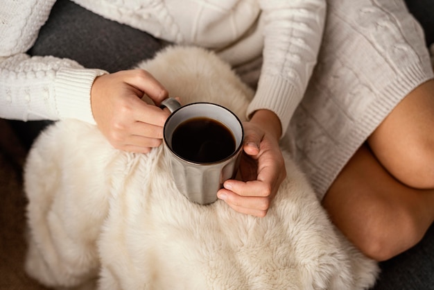 Free photo cup of tea and cookies