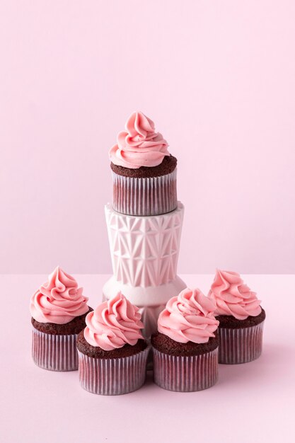 Cupcakes arrangement with pink cream