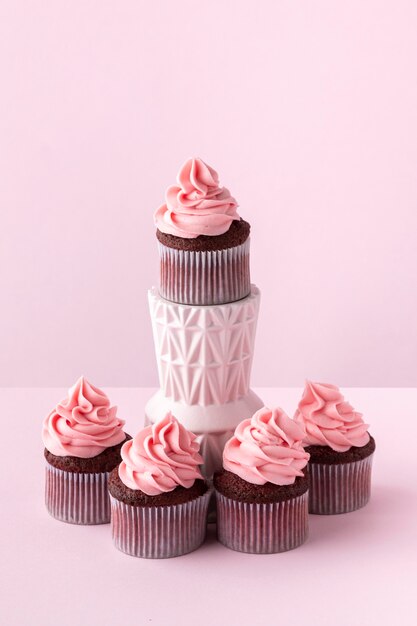 cupcakes arrangement with pink cream