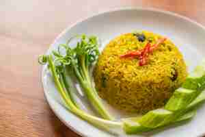 Free photo curry fried rice