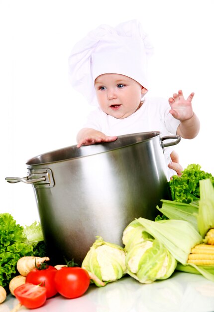 野菜とかわいい赤ちゃんシェフ