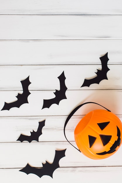 Free photo cute basket and bats for halloween