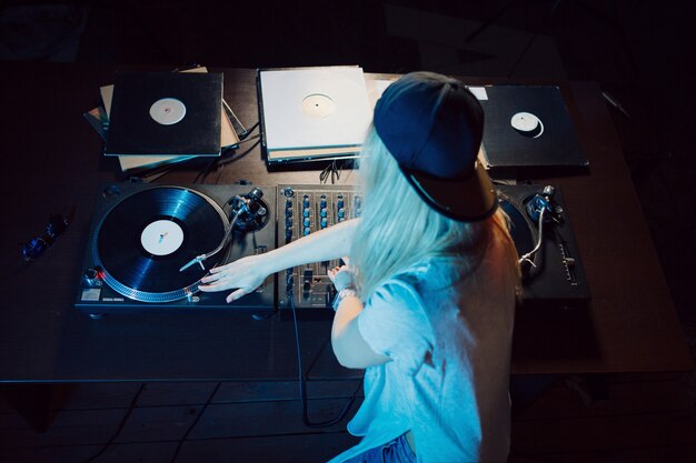 Emerging Artists and the Evolution of Music: A New Era of Sonic Exploration