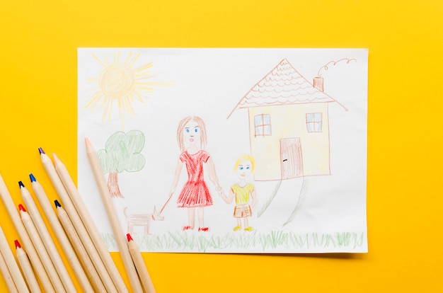 Free Photo cute drawing of single mom on yellow background