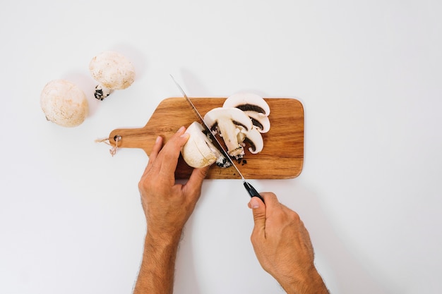 Cutting mushrooms