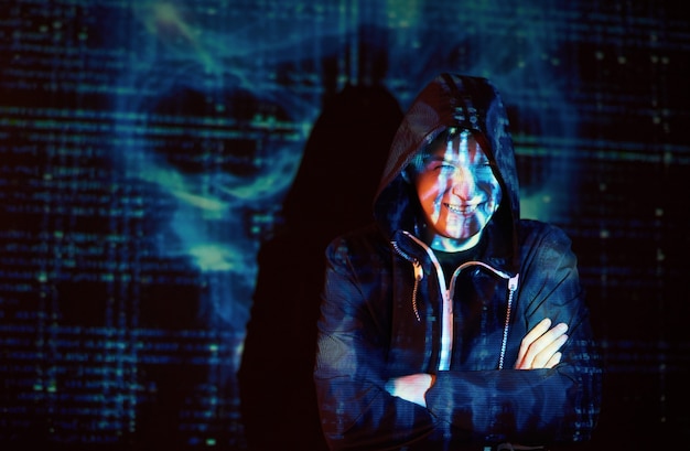 가상 현실, 디지털 글리치 효과를 사용하여 인식 할 수없는 후드 해커의 사이버 공격