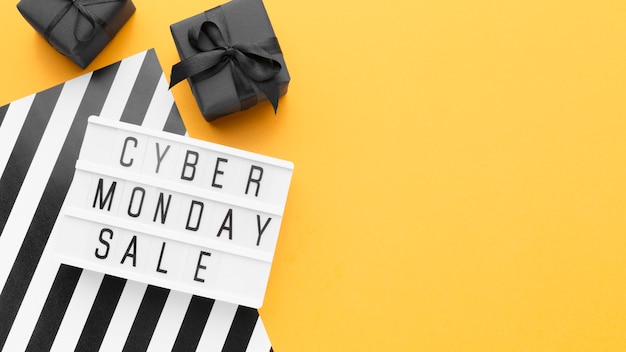 Free Photo cyber monday sale concept copy space