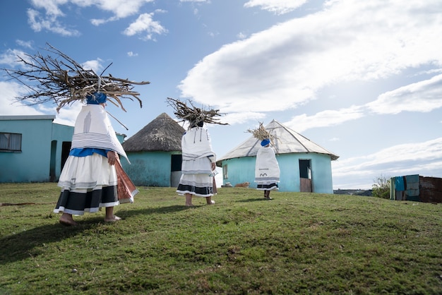 Free photo daily life of indigenous people