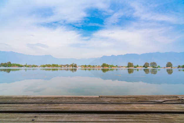 Foto gratuita dal lago, kashmir india