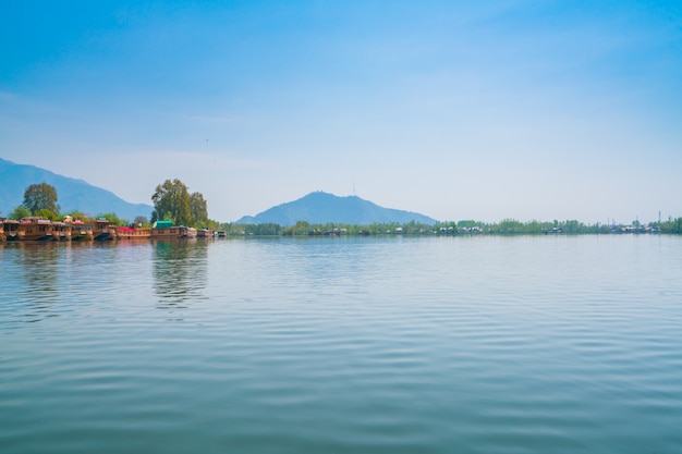 Dal lake、カシミール、インド