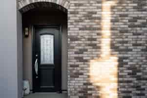 Free photo dark wood house entrance japanese building