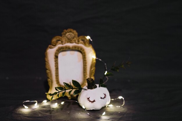 Decorated garlic and frame