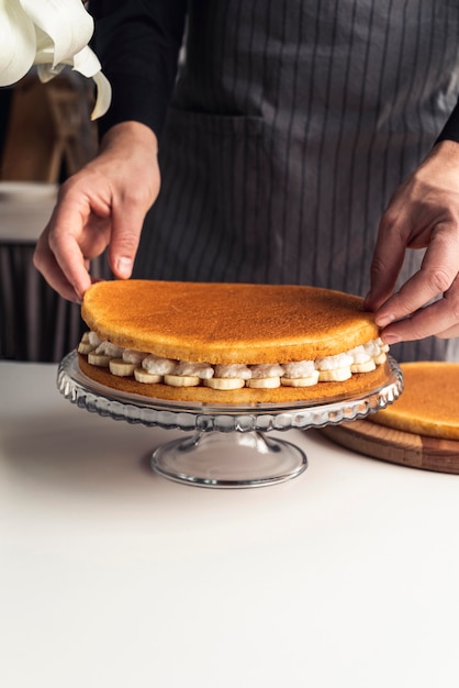 ホイップクリームとバナナの美味しいケーキ