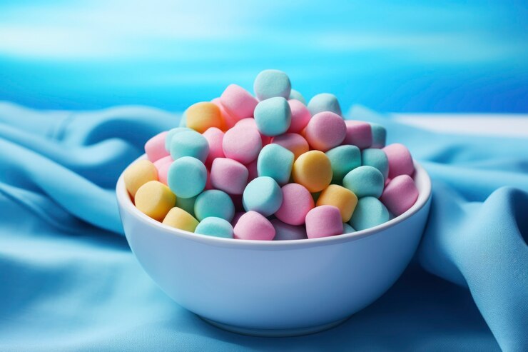 Free Photo delicious candy in bowl
