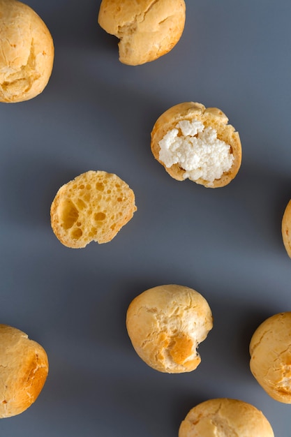 Delicious cheese bread arrangement