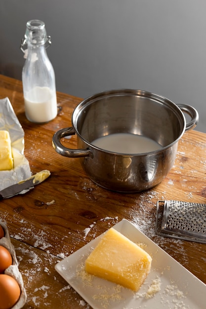 Delizioso assortimento di pane al formaggio