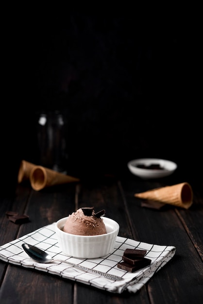 맛있는 초콜릿 아이스크림 제공 가능
