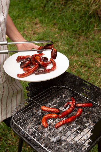 Free photo delicious chorizo sausage on grill