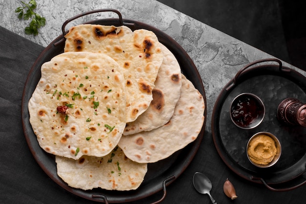 Free photo delicious composition of nutritious roti