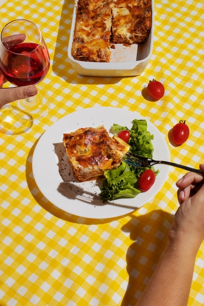 맛있는 세관 음식 접시