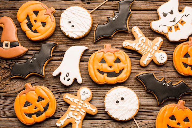 Foto gratuita deliziosi biscotti per feste di halloween