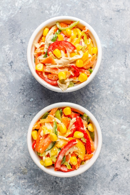 Delicious healthy bell pepper salad with chicken