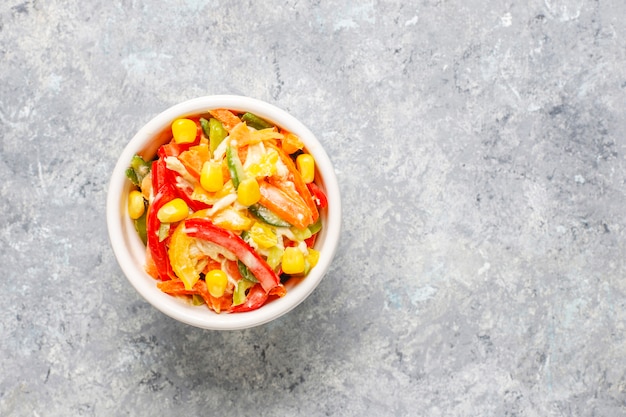 Delicious healthy bell pepper salad with chicken