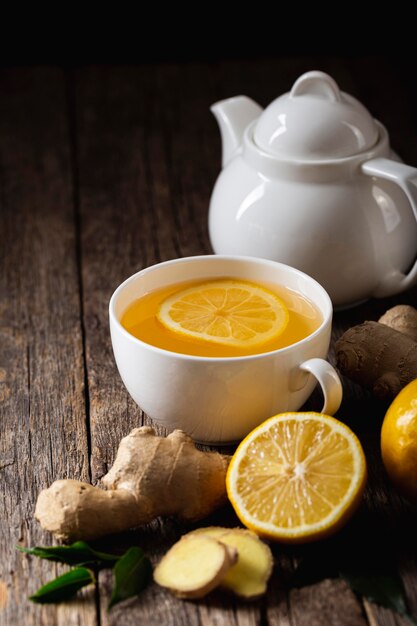 Концепция вкусного и здорового чая с лимоном