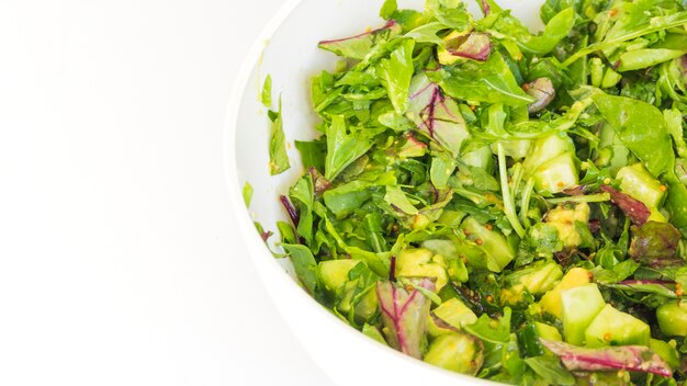 Вкусный и полезный салат из салата
